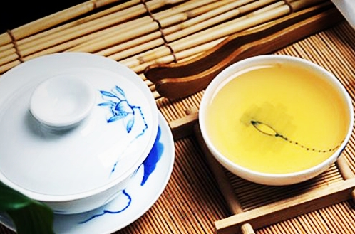 依照佛陀的正教而行,持解脱成就