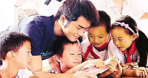 明星做慈善，有多少位是正真为利益众生的