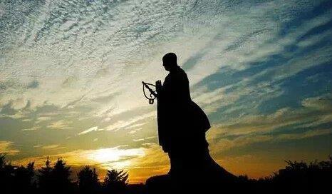 放下屠刀，出家修行