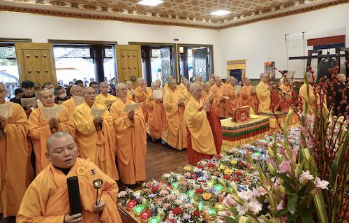 大年初一圣迹寺举办新春祈福法会