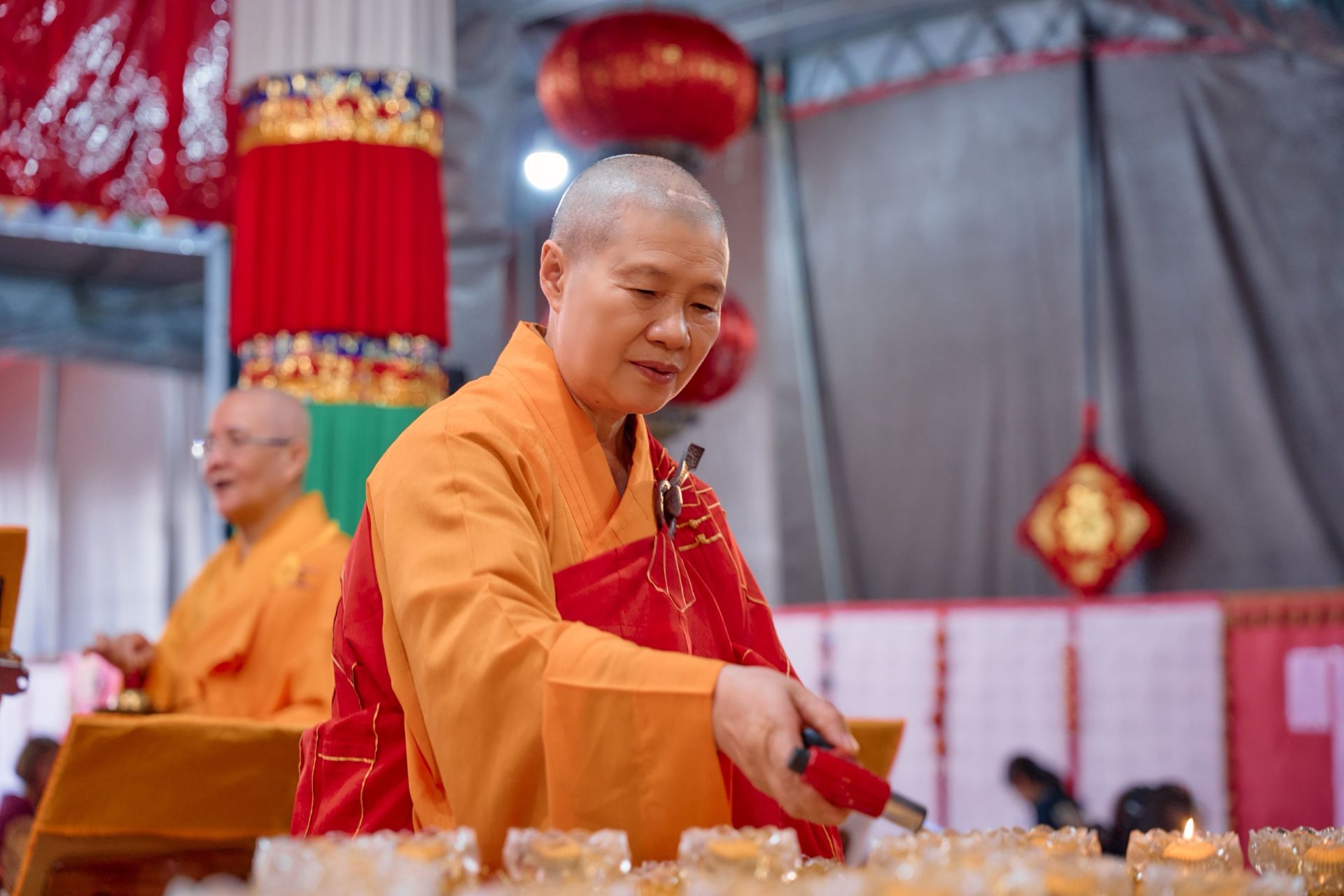 迎新春! 万灯供佛觉行圆满 初六觉行寺庆动工祈福