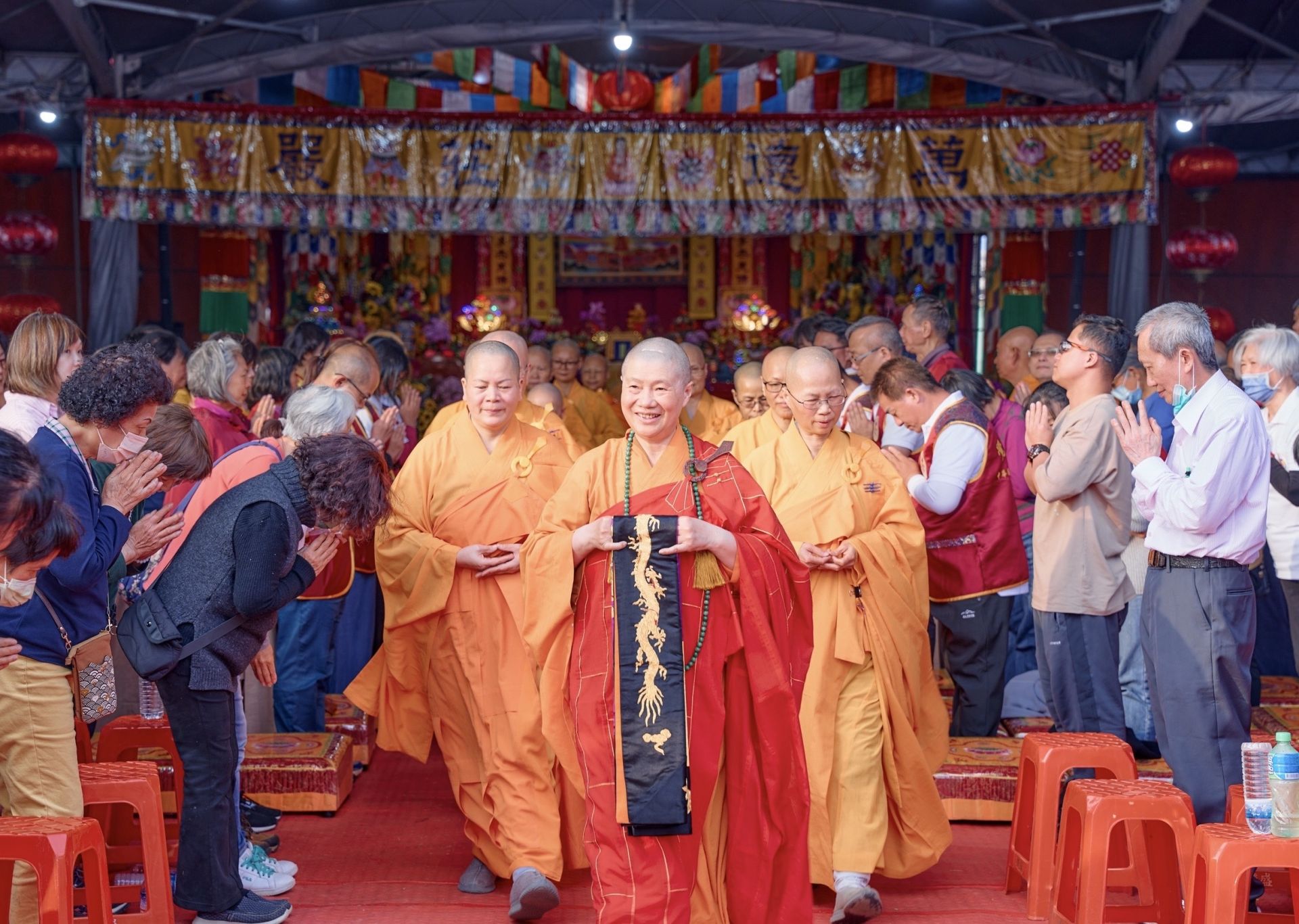 迎新春! 万灯供佛觉行圆满 初六觉行寺庆动工祈福