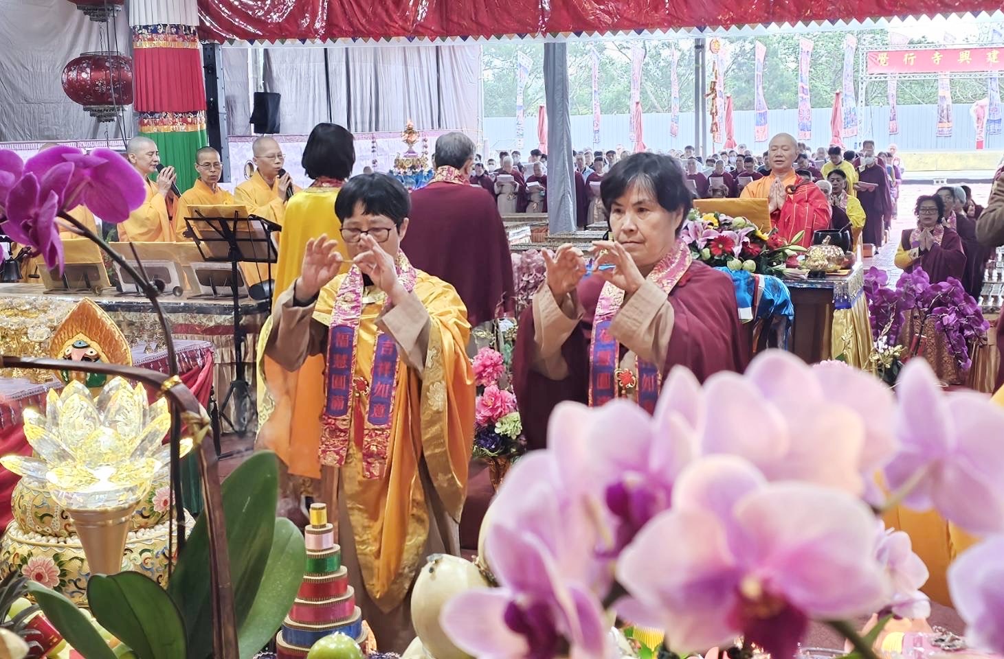 迎新春! 万灯供佛觉行圆满 初六觉行寺庆动工祈福